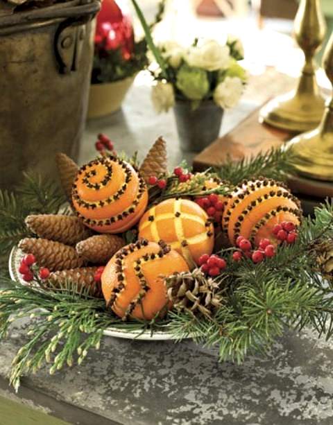 ideas y trucos para decorar la casa bricolaje : Decoración de Navidad con Piñas centro de mesa navideno Decoración de Navidad con Piñas