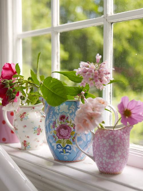rincones-encanto-flores-color-ventanas